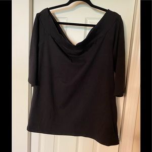 NWT Torrid Off the Should Black Top - Size 3